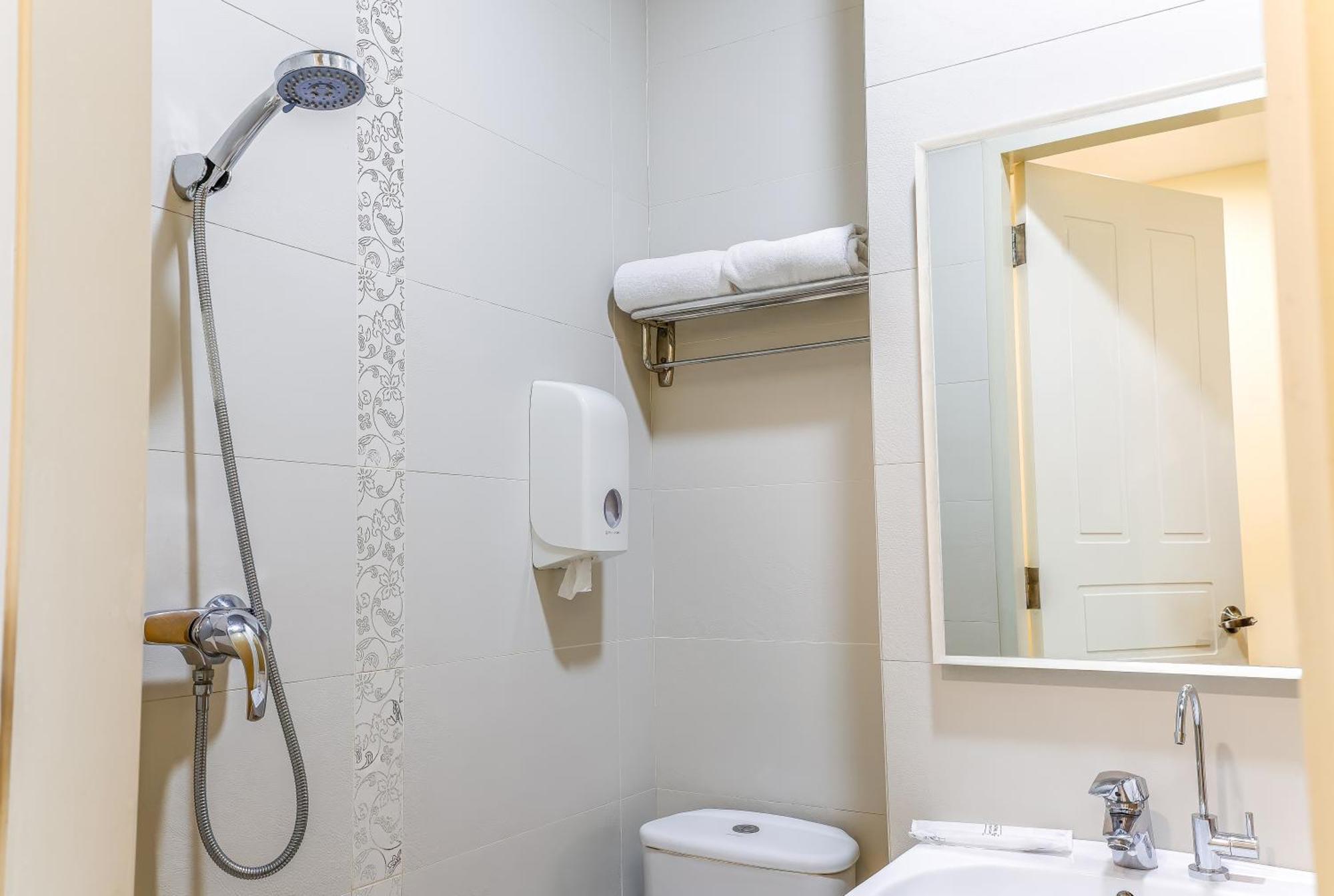 Hotel 81 Dickson Singapore Ngoại thất bức ảnh